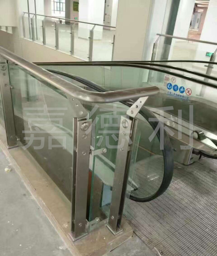 不锈钢立柱