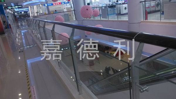 不锈钢立柱