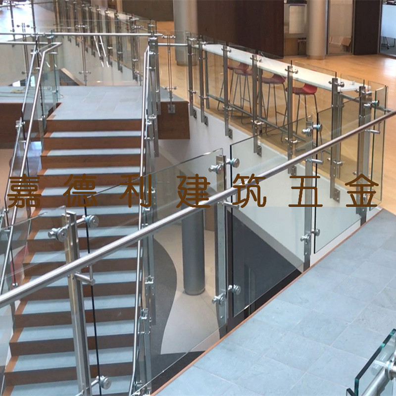 不锈钢立柱
