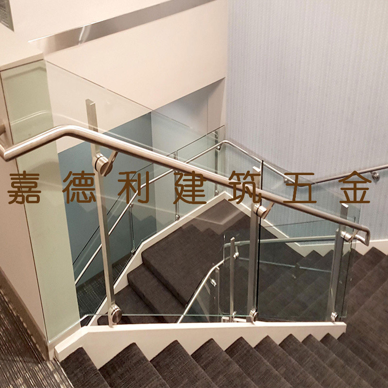 不锈钢立柱